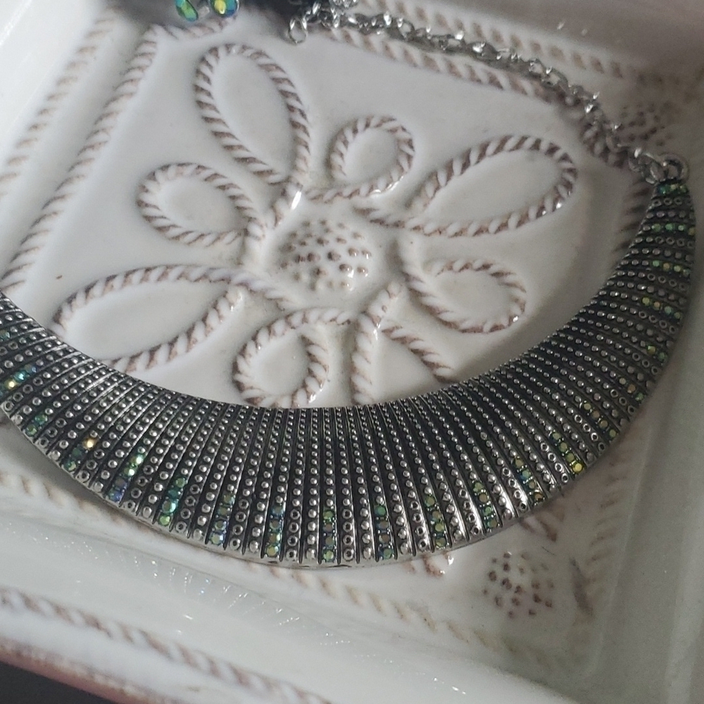 NWT Paparazzi Modern Day Moonshine Oil Spill Necklace Set w/ Earrings